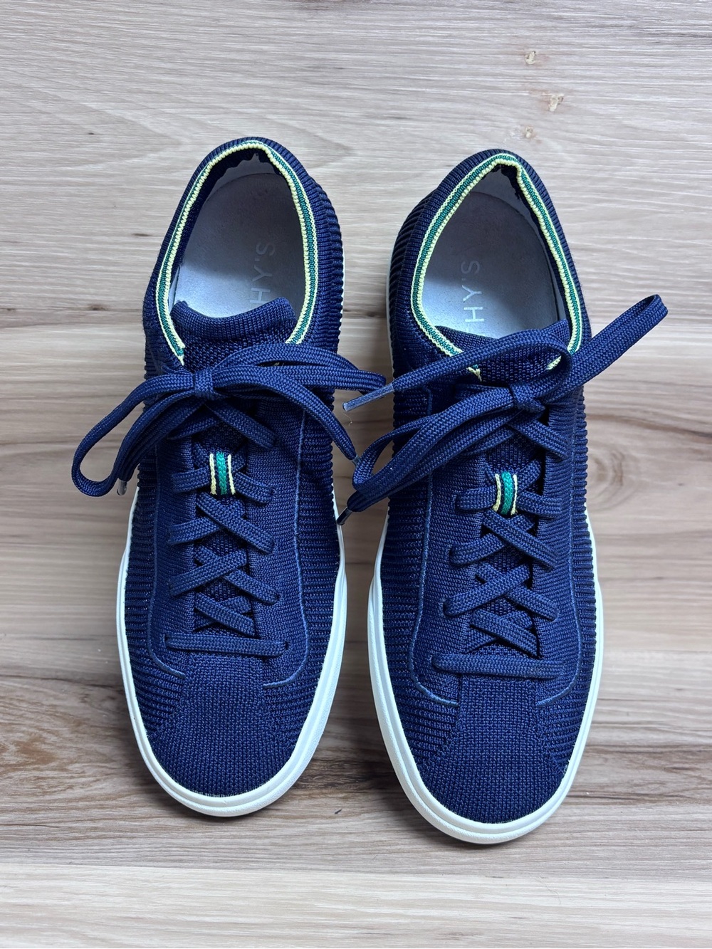 Rothy's The Lace Up sneakers featuring signature thread knit size 9 - Picture 2 of 8